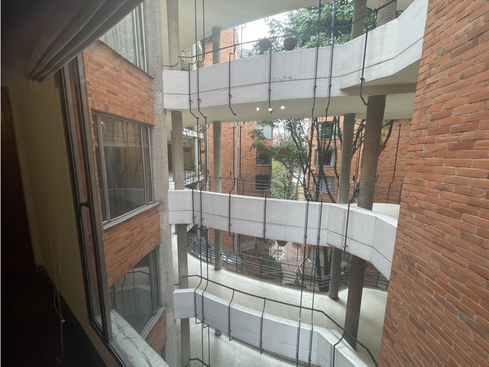 Apartamento en venta en Los Rosales, Bogotá · foto 11 de 16