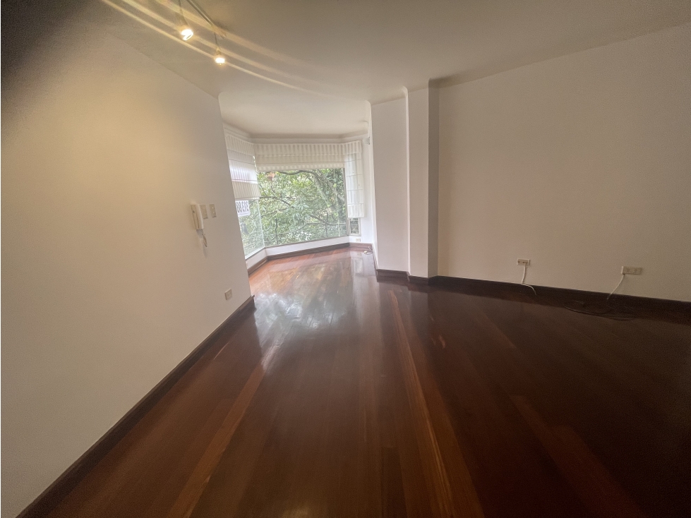 Apartamento en venta en Los Rosales, Bogotá · foto 12 de 16