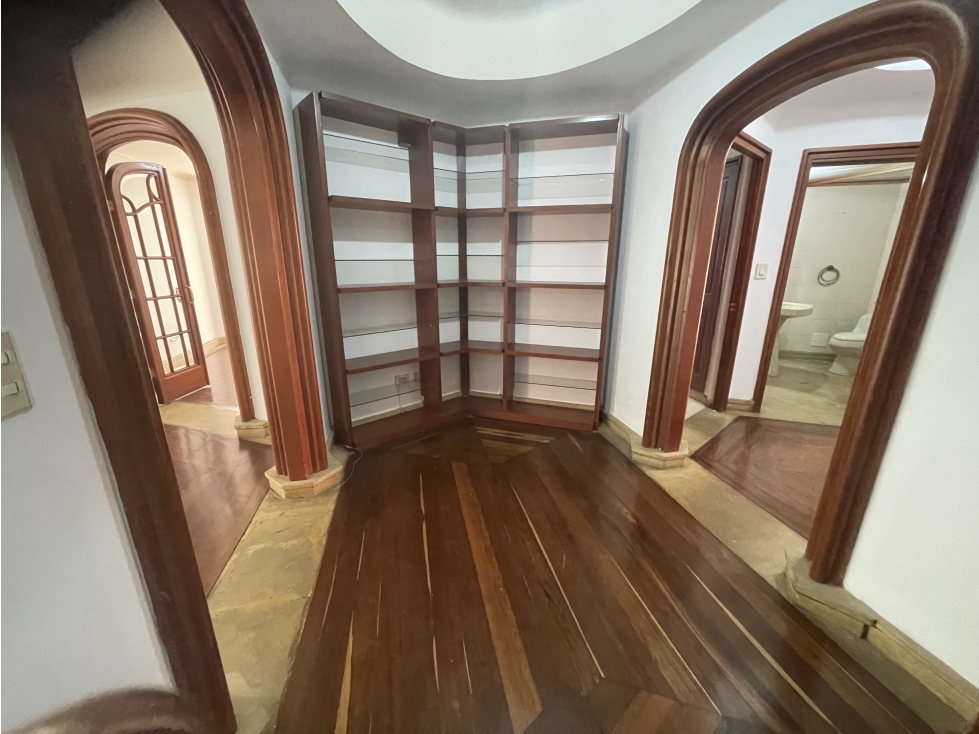 Apartamento en venta en Los Rosales, Bogotá · foto 16 de 16