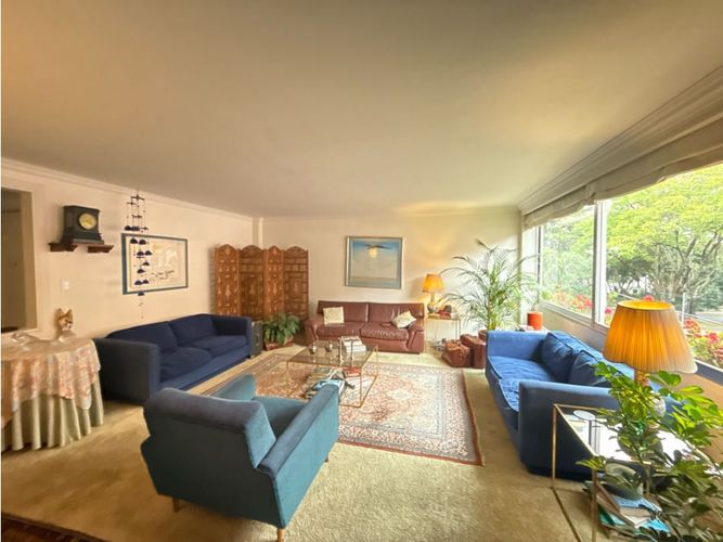 Apartamento en venta en Chico, Bogotá · foto 2 de 24
