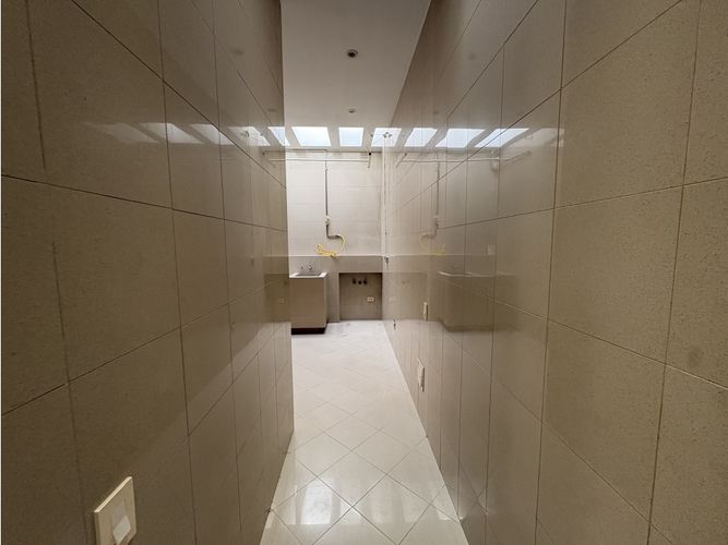 Apartamento de 4 alcobas en venta en Los Rosales, Bogotá, 480 m² · foto 14 de 24