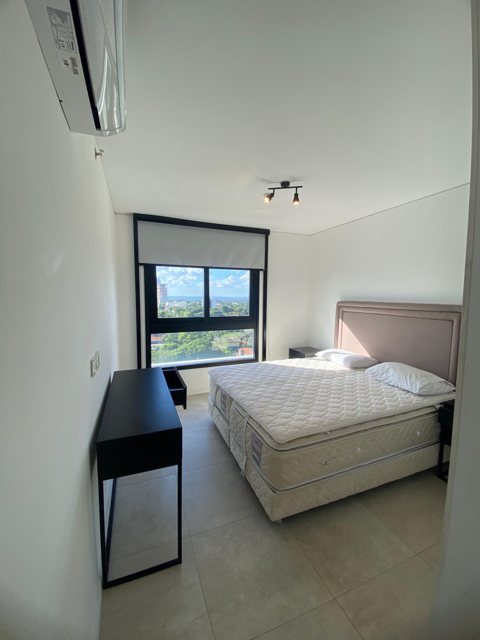 ALQUILO DEPARTAMENTO DE 2 HABITACIONES AMOBLADO EN MBURUCUYA — foto 3