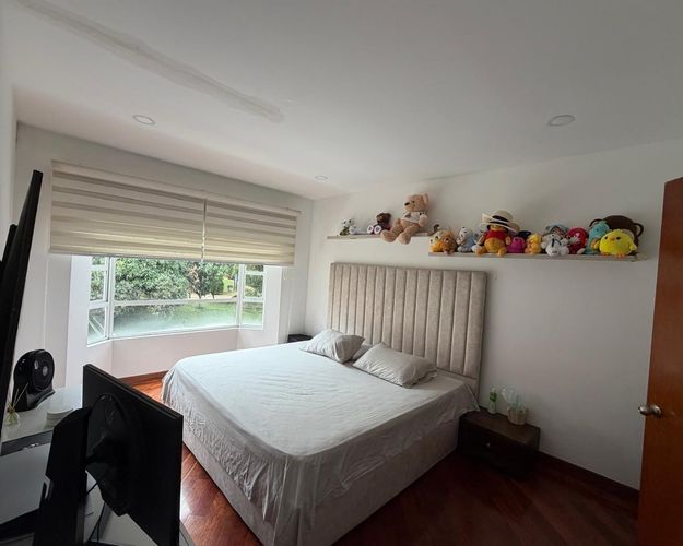 Casa de 4 alcobas en venta en El Poblado, Medellín, 1497 m² · foto 17 de 19