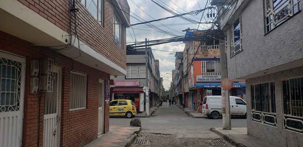 Casa de 2 alcobas en venta en Vision De Colombia, Bogotá, 180 m² · foto 15 de 16