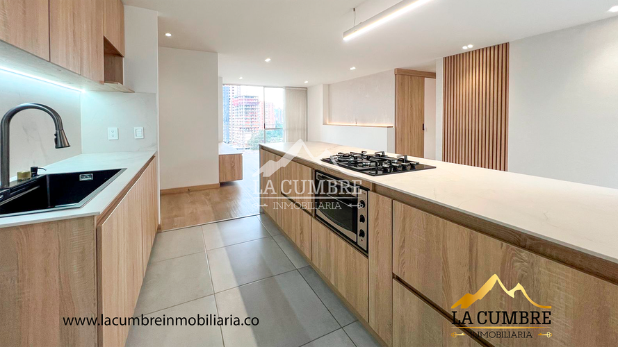 Apartamento de 2 alcobas en arriendo en Los Balsos, Medellín, 100 m² · foto 7 de 17