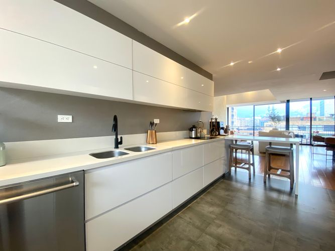 Apartamento de 2 alcobas en venta en El Virrey, Bogotá, 215 m² · foto 10 de 21