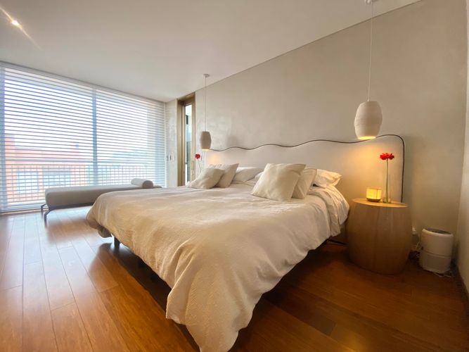 Apartamento de 2 alcobas en venta en El Virrey, Bogotá, 215 m² · foto 14 de 21