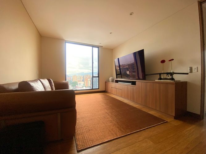 Apartamento de 2 alcobas en venta en El Virrey, Bogotá, 215 m² · foto 17 de 21