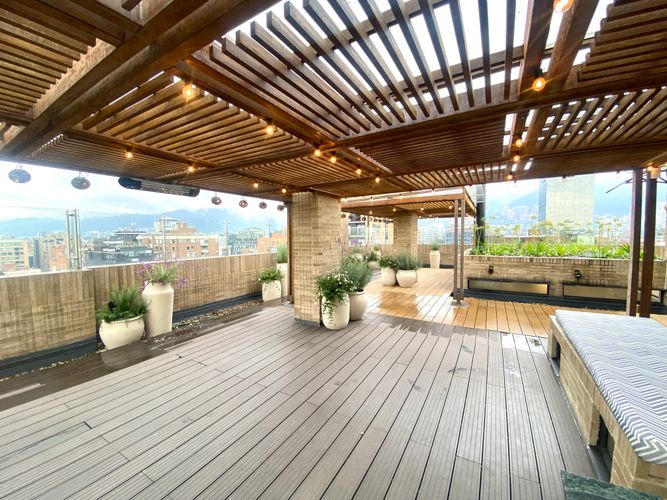 Apartamento de 2 alcobas en venta en El Virrey, Bogotá, 215 m² · foto 21 de 21