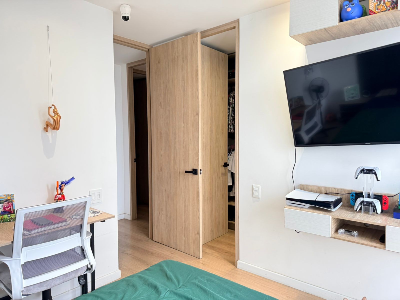 Apartamento en arriendo en El Poblado, Medellín · foto 9 de 15