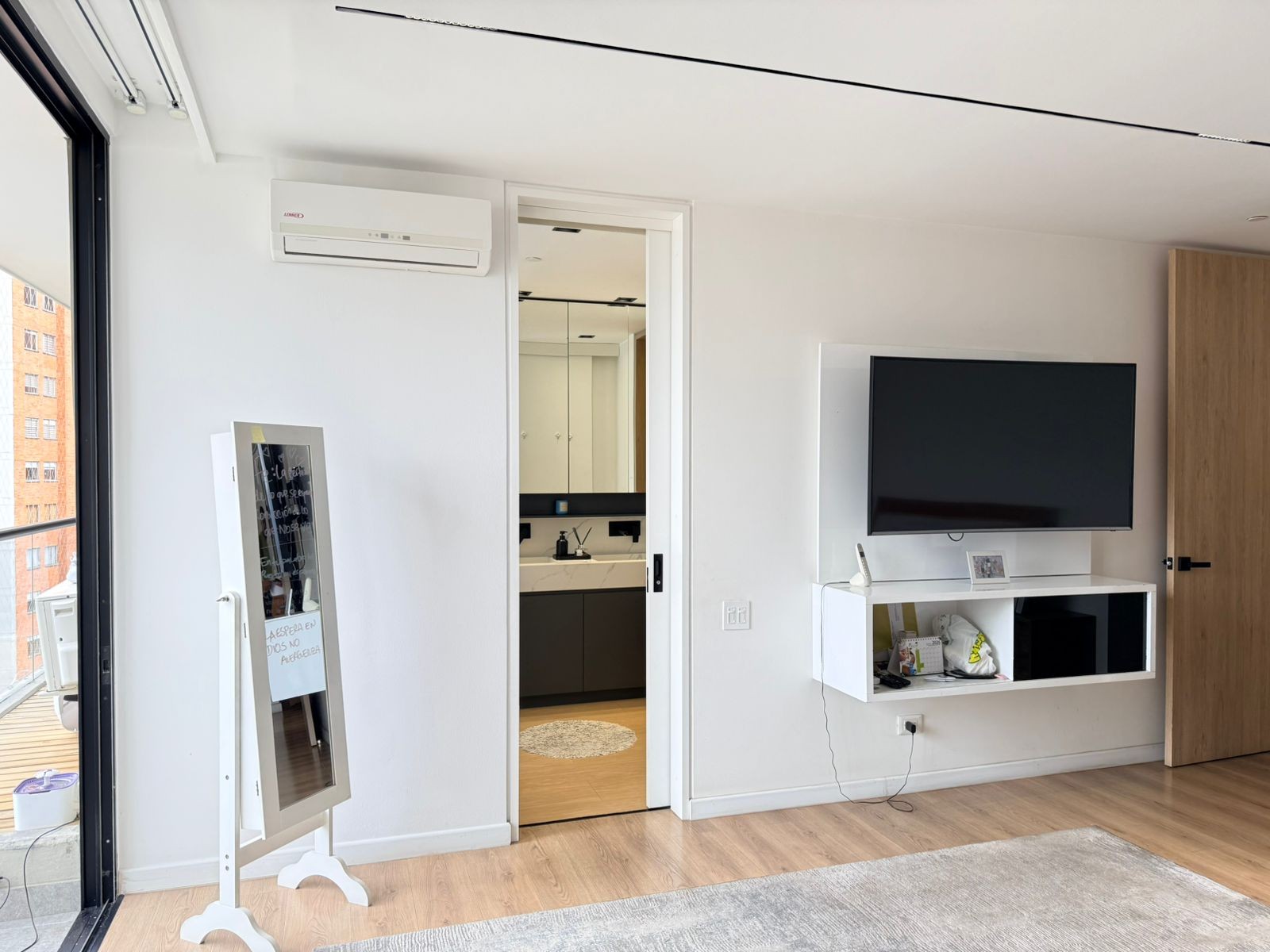 Apartamento en arriendo en El Poblado, Medellín · foto 8 de 15