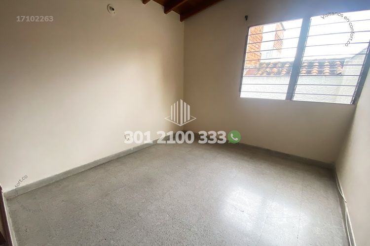 Casa de 4 alcobas en venta en La Castellana, Medellín, 212 m² · foto 18 de 24