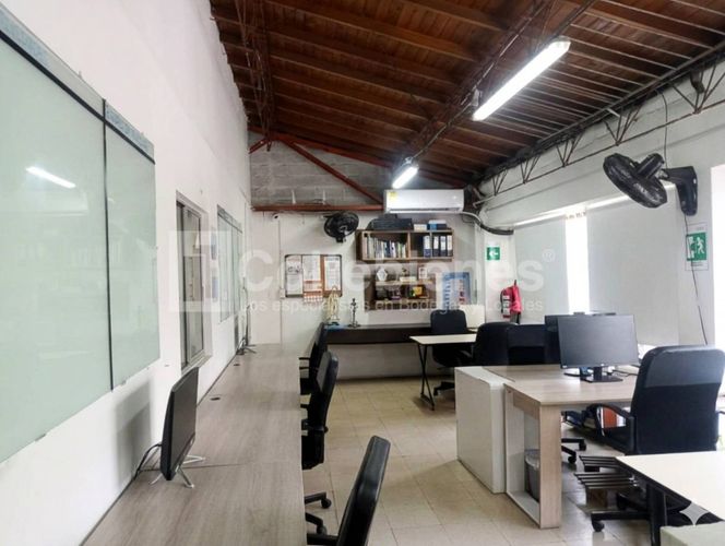 Local en arriendo en Santa Fe, Medellín, 130 m² · foto 3 de 6