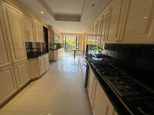 Apartamento en venta en Santa Barbara Alta, Bogotá · foto 6 de 23