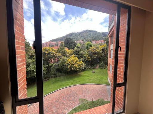Apartamento en venta en Santa Barbara Alta, Bogotá · foto 10 de 23