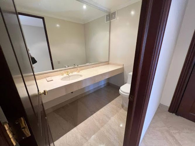Apartamento en venta en Santa Barbara Alta, Bogotá · foto 11 de 23