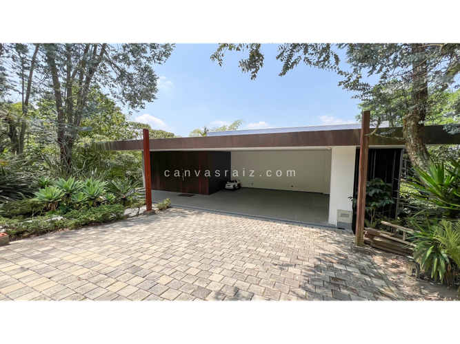 Casa de 5 alcobas en venta en El Poblado, Medellín, 700 m² · foto 21 de 21