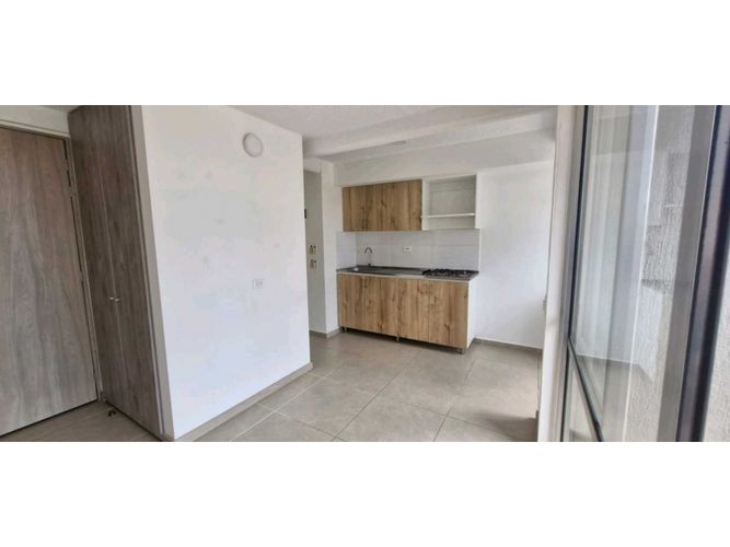 Apartamento de 2 alcobas en arriendo en Camargo, Rionegro, 62 m² · foto 2 de 15