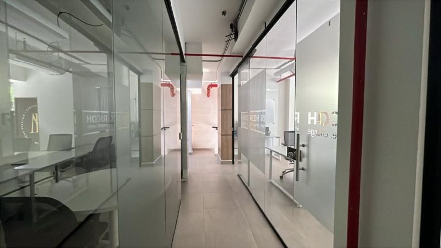 Local en arriendo en Ciudad Del Río, Medellín, 30 m² · foto 7 de 8