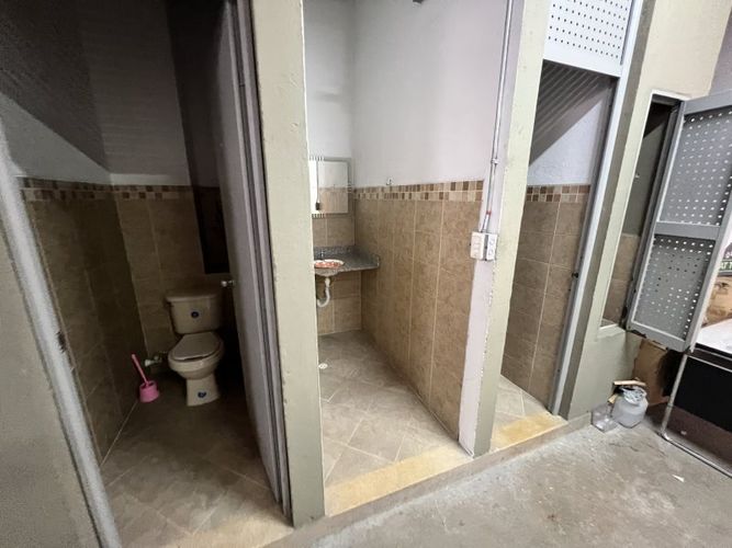 Bodega en arriendo en Camino Verde, Envigado, 1100 m² · foto 5 de 24