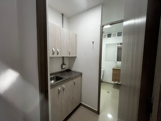 Oficina en arriendo en Laureles, Medellín, 85 m² · foto 10 de 17