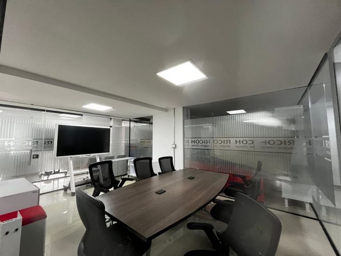 Oficina en arriendo en Laureles, Medellín, 25 m² · foto 2 de 8