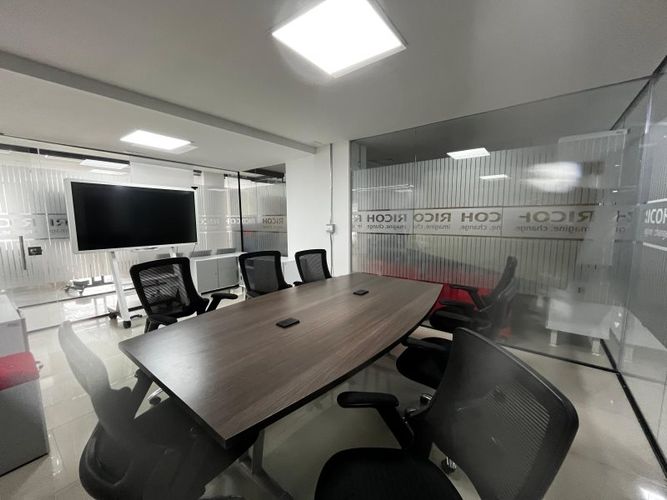Oficina en arriendo en Laureles, Medellín, 25 m² · foto 3 de 8