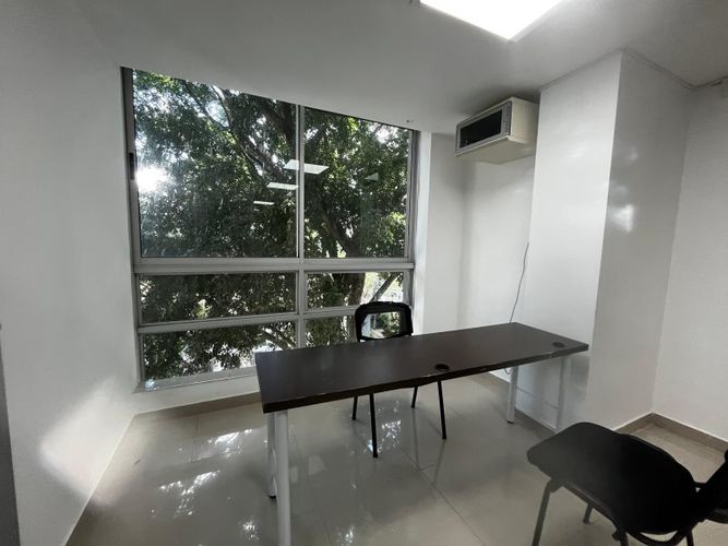 Oficina en arriendo en Laureles, Medellín, 35 m² · foto 4 de 10