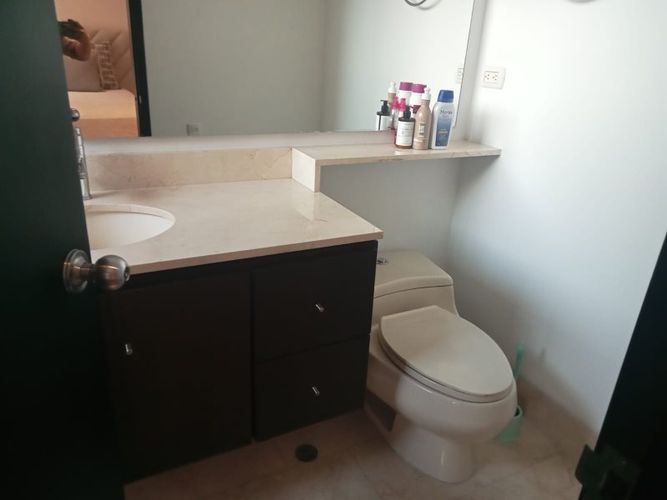 Apartamento de 3 alcobas en arriendo en Alejandría, Medellín, 402 m² · foto 16 de 18