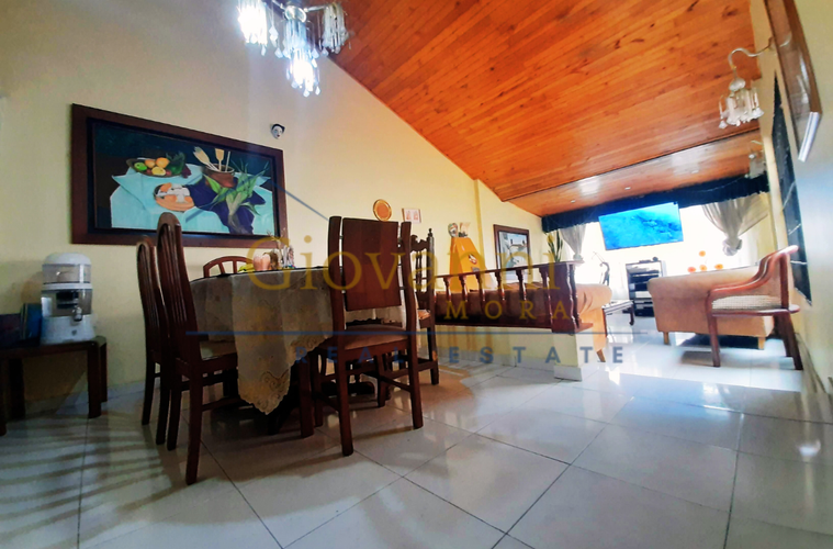 Casa en venta en Las Dos Avenidas, Bogotá · foto 3 de 18