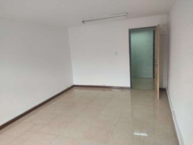 Oficina en arriendo en Zona Centro, Envigado, 19 m² · foto 3 de 5