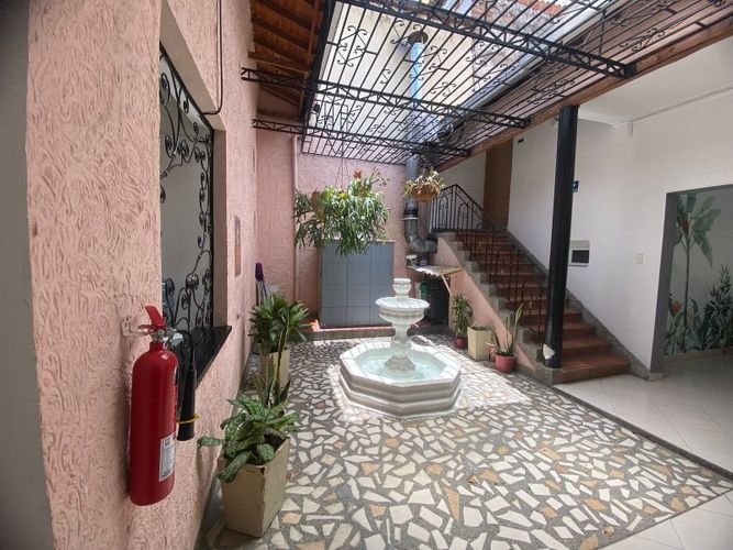 Oficina en arriendo en Los Colores, Medellín, 24 m² · foto 8 de 9