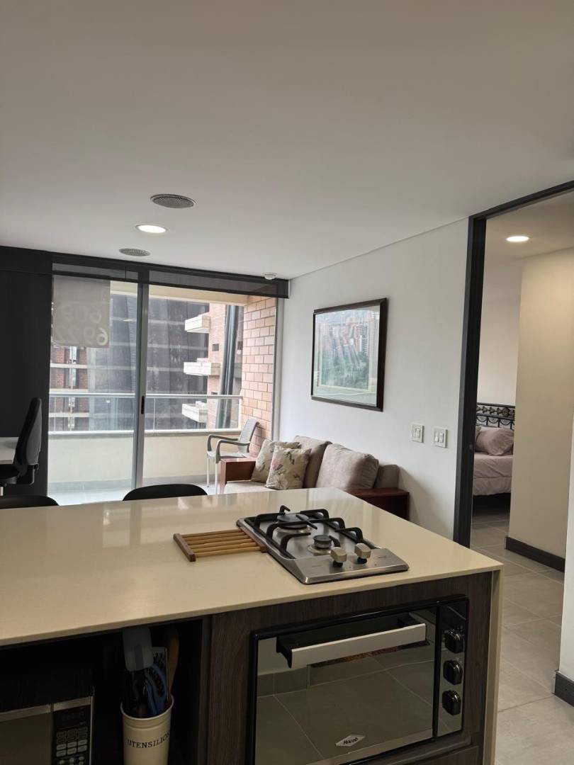 Apartaestudio en Arriendo en Ciudad del Río, Medellín - 2