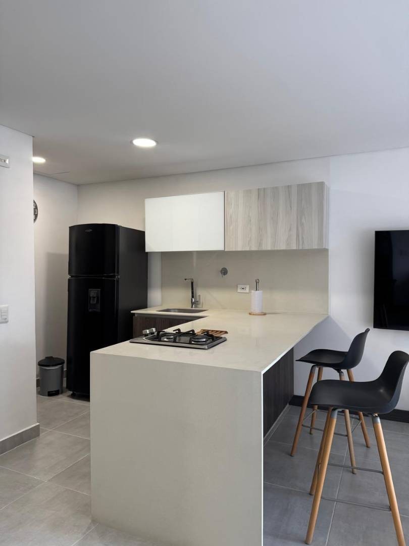 Apartaestudio en Arriendo en Ciudad del Río, Medellín - 3