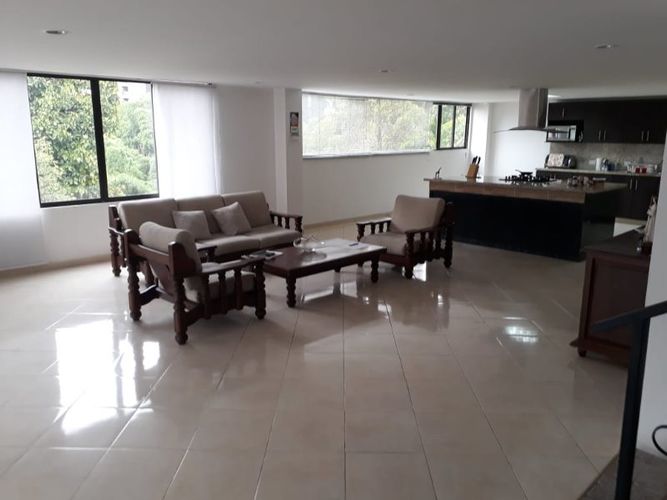 Casa de 8 alcobas en venta en La Mina, Envigado · foto 14 de 22