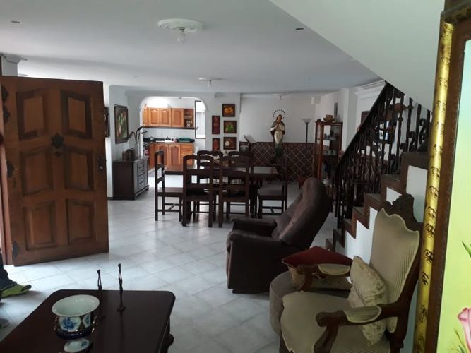 Casa de 8 alcobas en venta en La Mina, Envigado · foto 19 de 22