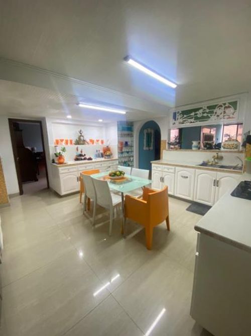 Apartamento de 4 alcobas en venta en Los Balsos, Medellín, 425 m² · foto 4 de 14