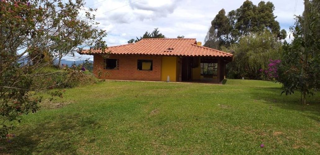 Finca en venta en La Convencion, Rionegro, 52400 m² · foto 4 de 13