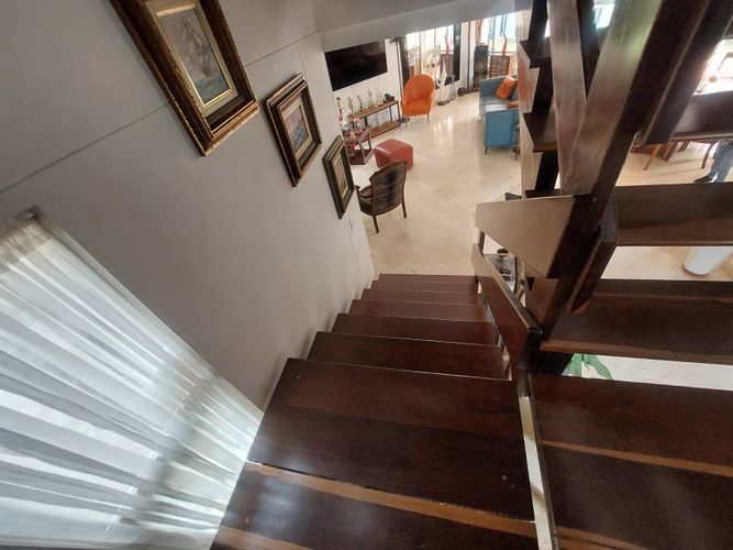Casa de 4 alcobas en venta en El Poblado, Medellín, 387 m² · foto 8 de 18