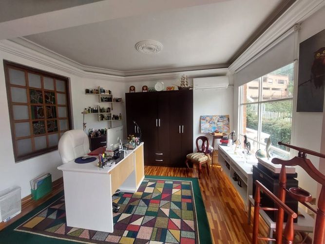 Casa de 4 alcobas en venta en El Poblado, Medellín, 387 m² · foto 11 de 18