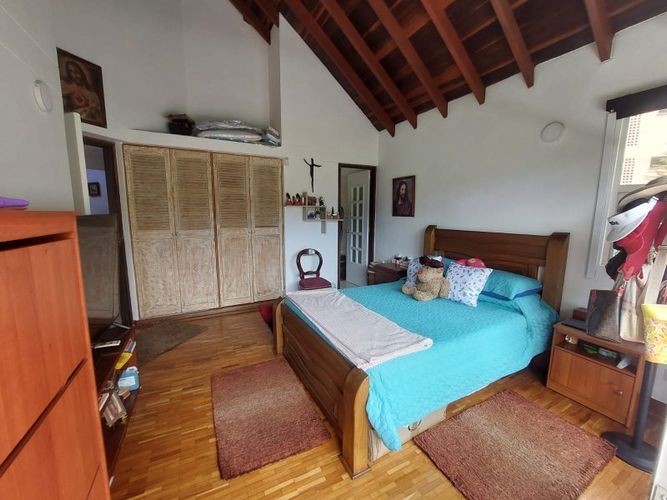 Casa de 4 alcobas en venta en El Poblado, Medellín, 387 m² · foto 13 de 18