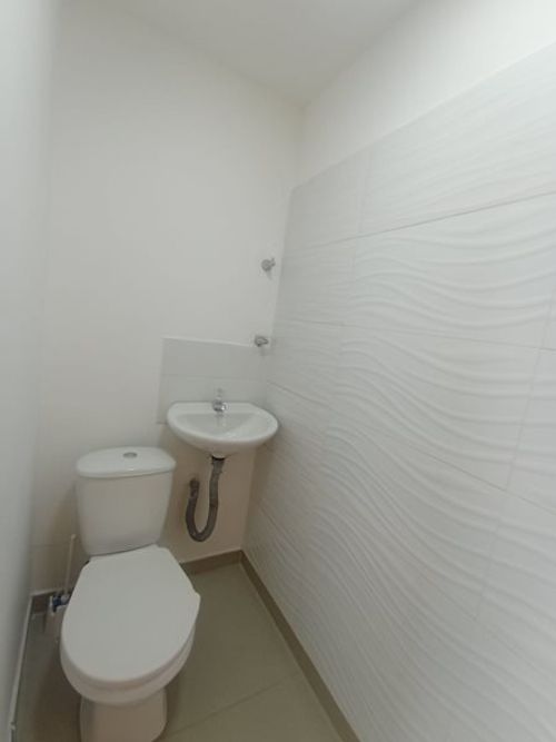 Local en venta en El Porvenir, Rionegro, 45 m² · foto 5 de 13