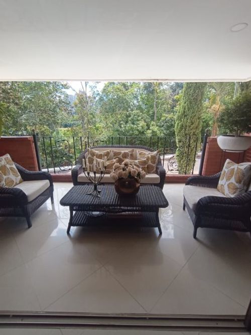 Casa de 5 alcobas en venta en Monteazul, Sabaneta, 410 m² · foto 7 de 24