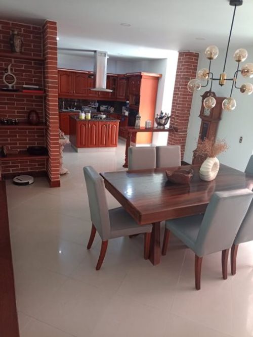 Casa de 5 alcobas en venta en Monteazul, Sabaneta, 410 m² · foto 11 de 24