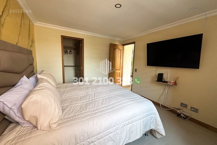 Apartamento de 3 alcobas en arriendo en Laureles, Medellín, 120 m² · foto 11 de 24