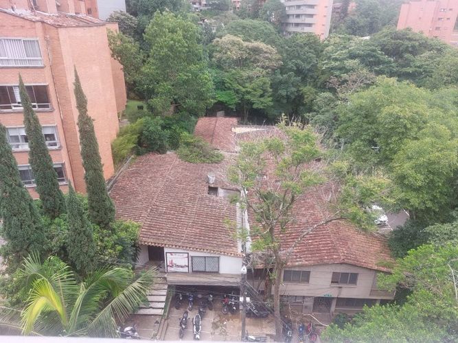 Apartamento de 2 alcobas en venta en La Florida, Medellín, 128 m² · foto 12 de 16