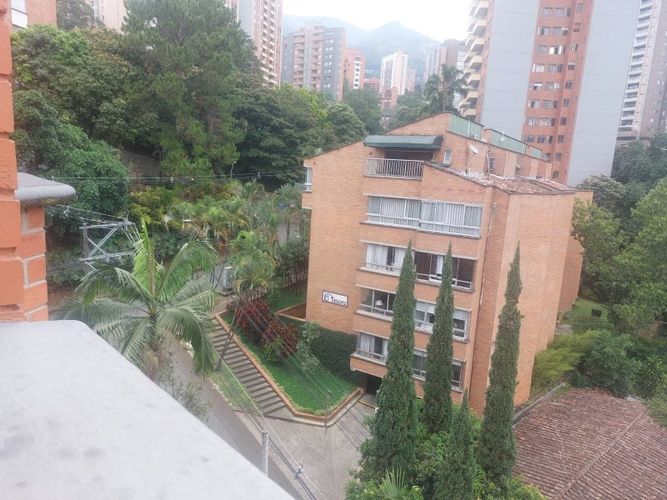 Apartamento de 2 alcobas en venta en La Florida, Medellín, 128 m² · foto 14 de 16