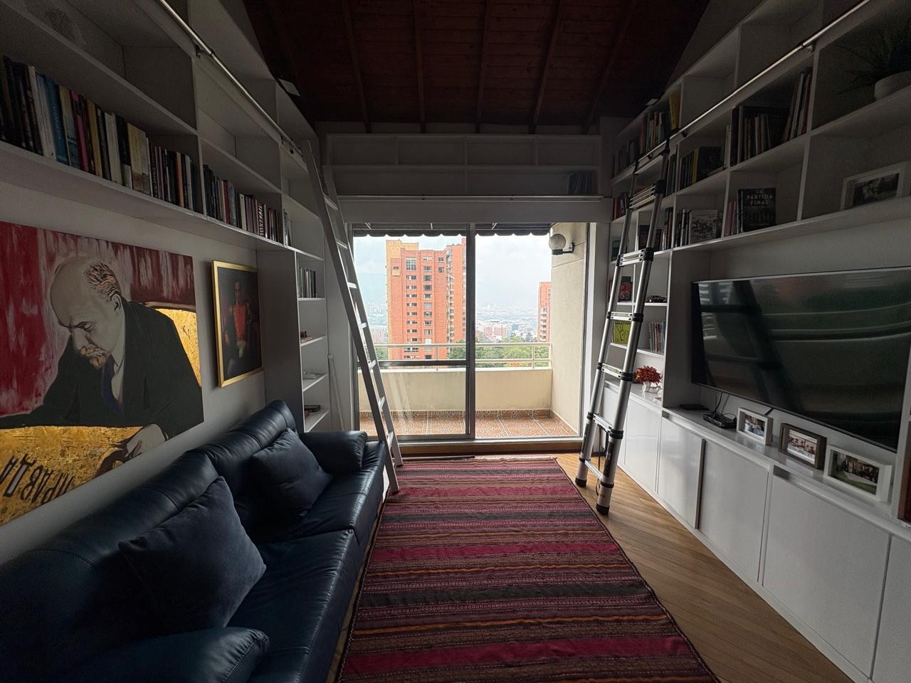 Apartamento en arriendo en El Poblado, Medellín · foto 3 de 21