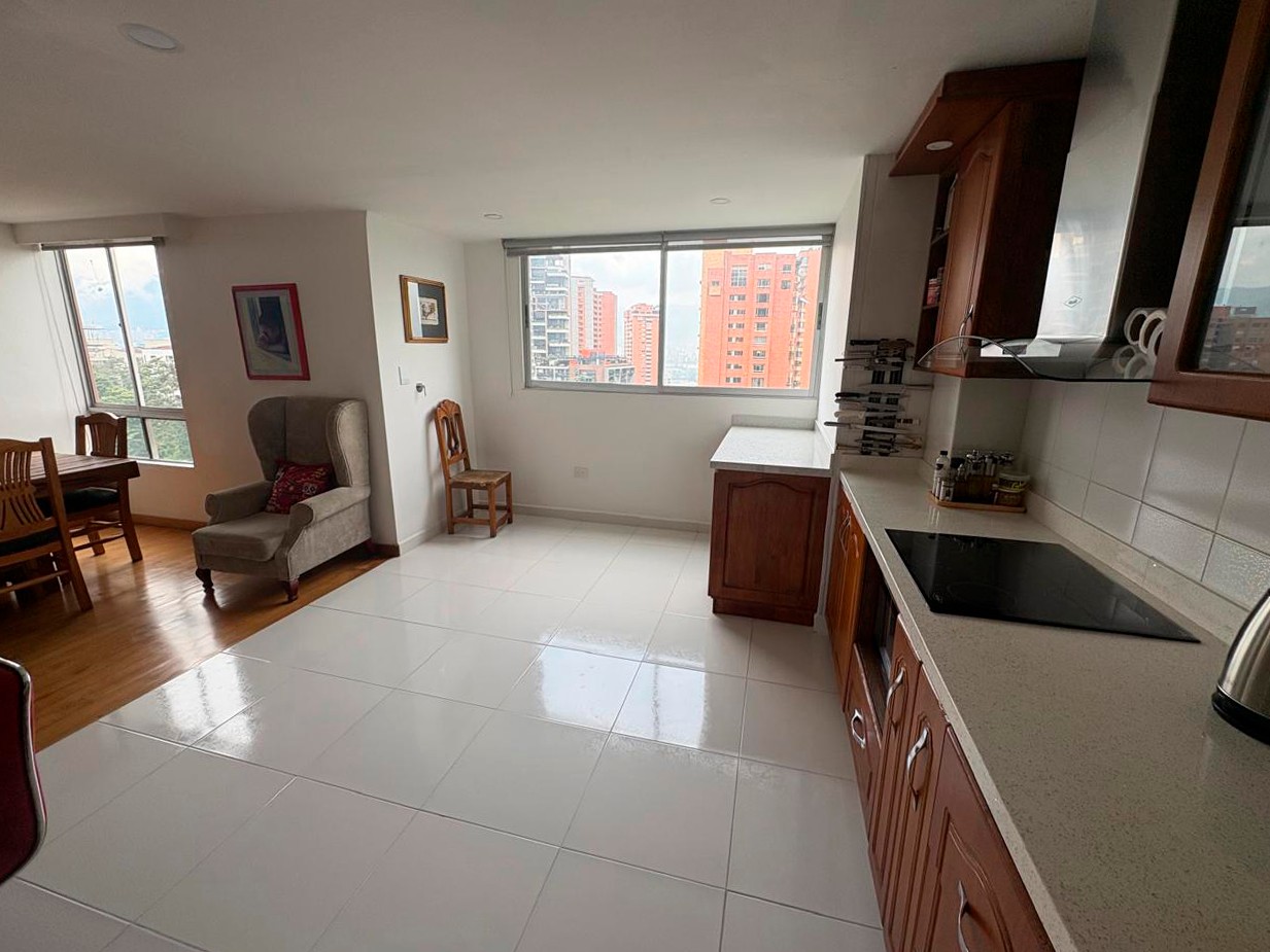 Apartamento en arriendo en El Poblado, Medellín · foto 10 de 21