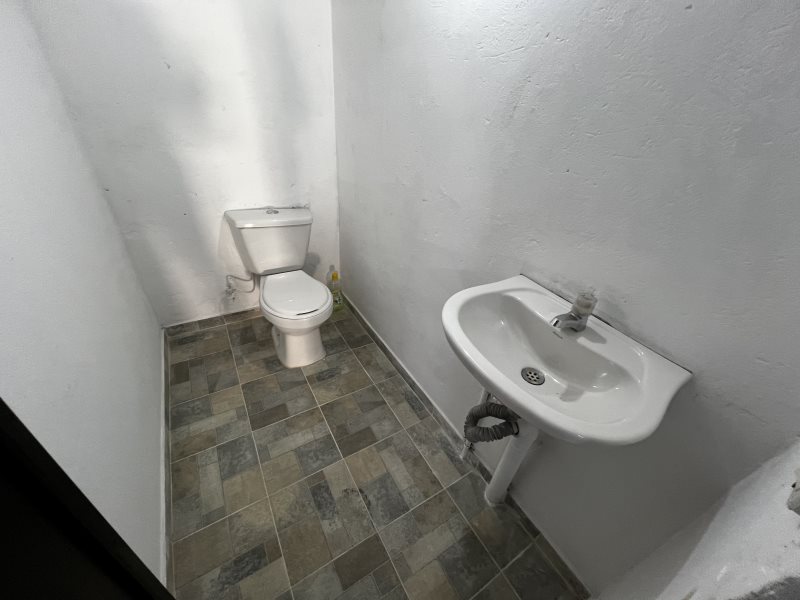 Warehouse for sale in El Poblado, Medellín 3